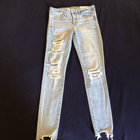 American Eagle Outfitters Denim - NWT American Eagle Jegging Distressed Jeans Sz 4 (27w) regular low rise stretch